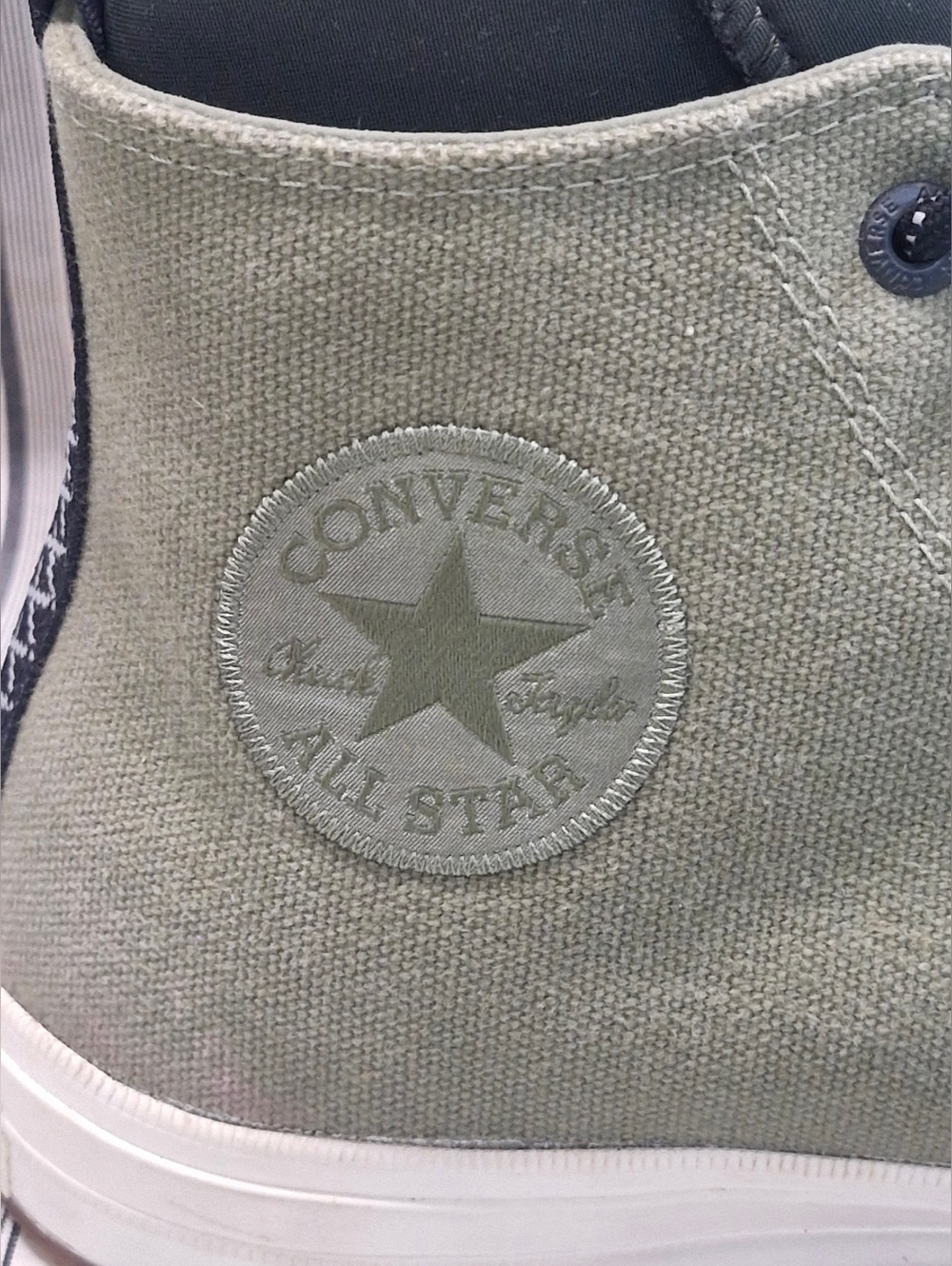 Converse Chuck Taylor All Star High Top Green Men's 11 Canvas Sneakers - Picture 5 of 16